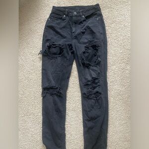 American Eagle straight leg black distressed jeans 00